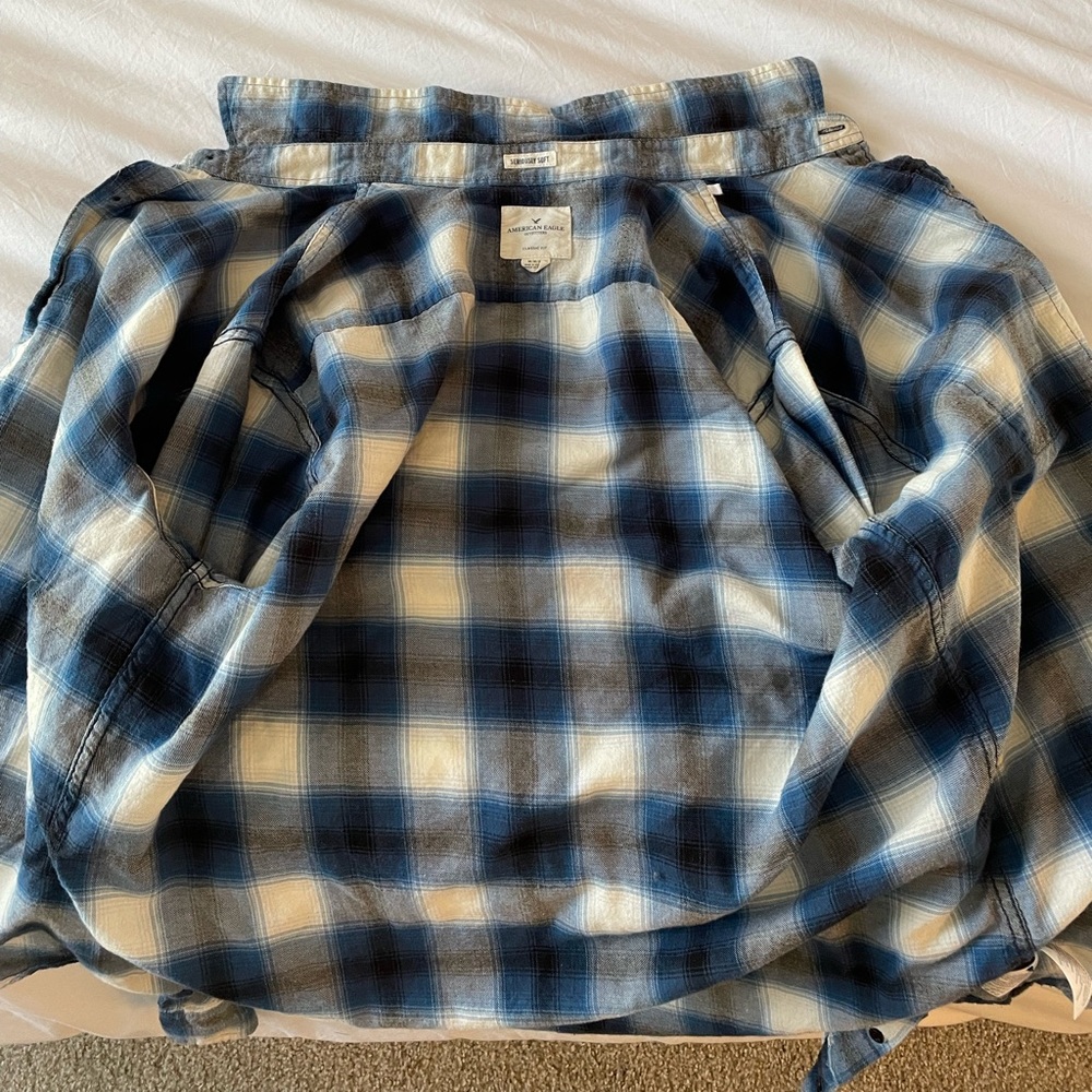 American Eagle Super Soft Blue Flannel Long sleeved Shirt